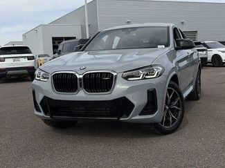 Used 2025 BMW X4 M40i AWD/4WD video 3