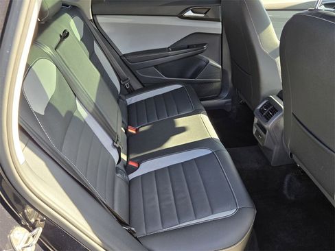 Certified 2024 Volkswagen Taos SEL image 15