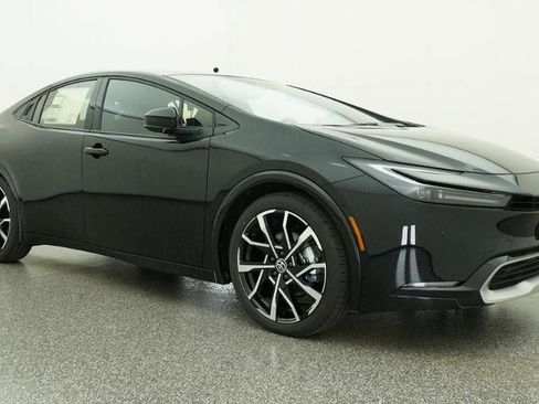 New 2026 Toyota Prius Plug-In Hybrid FWD image 29