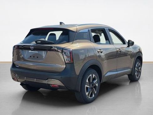 New 2026 Nissan Kicks SV w/ SV Premium Package AWD/4WD image 3