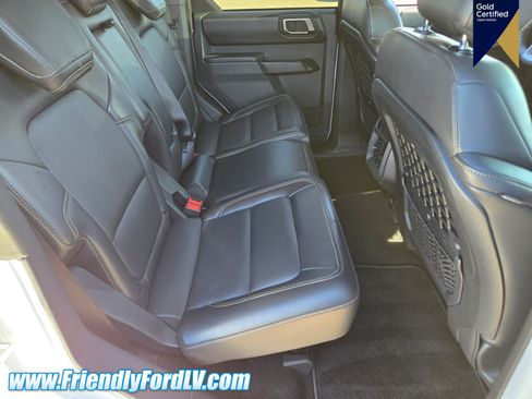 Certified 2025 Ford Bronco Badlands AWD/4WD image 13