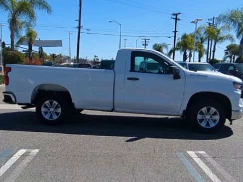 Used 2025 Chevrolet Silverado 1500 W/T image 9