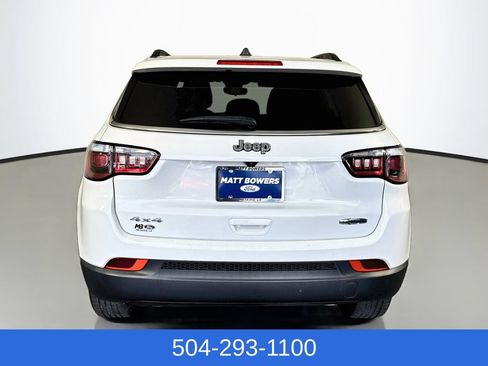 Used 2024 Jeep Compass Latitude AWD/4WD image 8