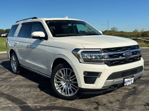 Used 2023 Ford Expedition Limited image 47