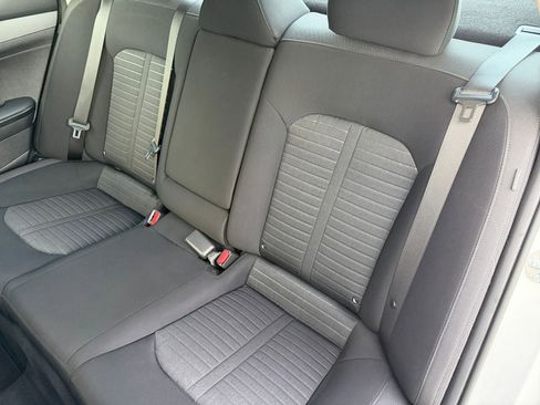 Used 2025 Kia K5 LXS image 36