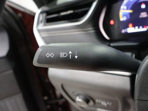Used 2024 Jeep Grand Cherokee Altitude AWD/4WD image 36