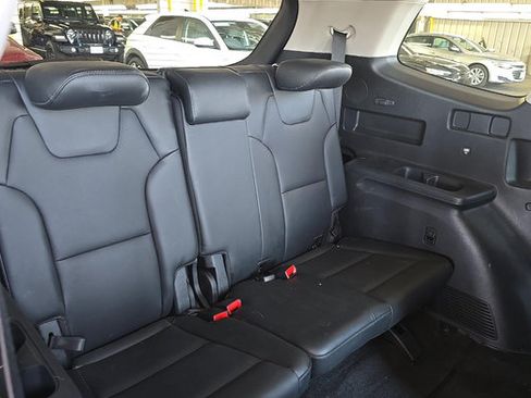 Used 2022 Kia Telluride EX w/ EX Premium Package AWD/4WD image 11