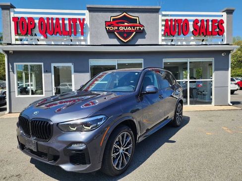 Used 2021 BMW X5 xDrive40i w/ M Sport Package AWD/4WD image 1