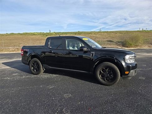 Used 2022 Ford Maverick XLT w/ Equipment Group 300A Standard image 2