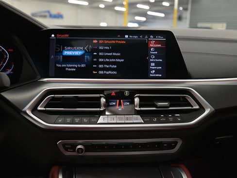 Used 2020 BMW X6 sDrive40i w/ Executive Package RWD image 31