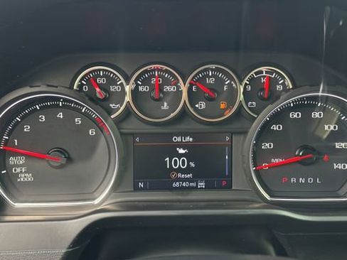 Used 2020 Chevrolet Silverado 1500 LT Trail Boss image 12