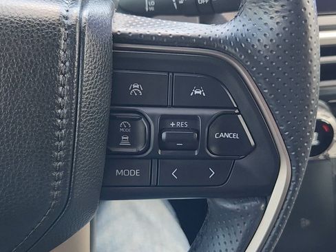 Used 2026 Toyota 4Runner Limited AWD/4WD image 13