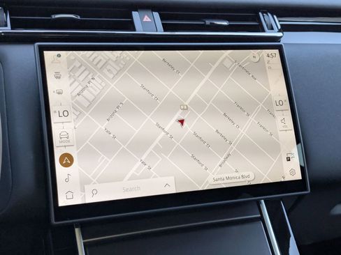 New 2026 Land Rover Range Rover Velar Dynamic SE image 14