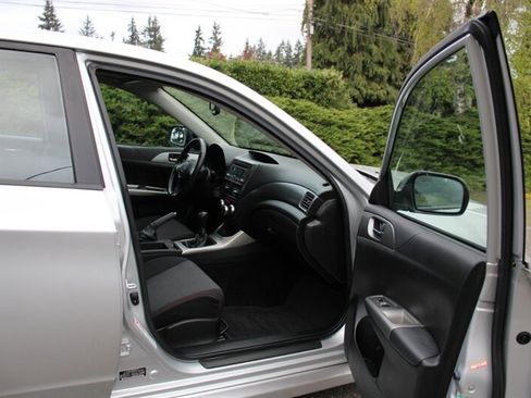 Used 2009 Subaru Impreza WRX Premium image 14