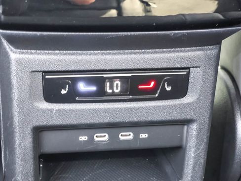 Certified 2023 Volkswagen ID.4 Pro S Plus AWD/4WD image 30