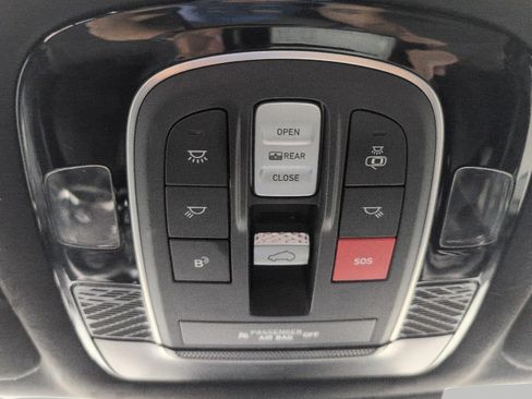 Used 2024 Hyundai Palisade Calligraphy AWD/4WD image 53