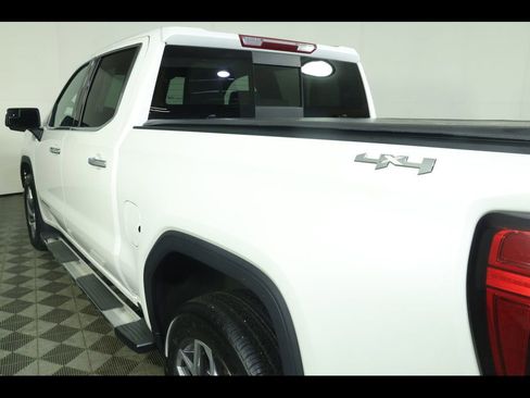 Used 2022 GMC Sierra 1500 SLT w/ SLT Convenience Package image 21