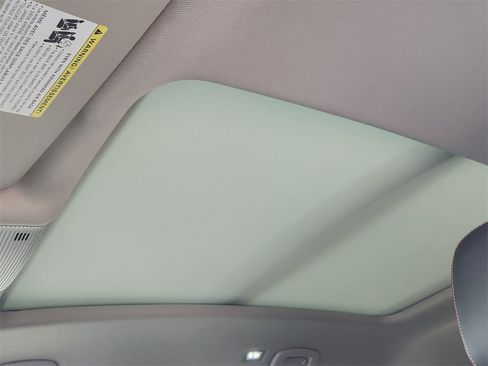 Used 2025 Volkswagen Atlas Peak Edition SE image 16