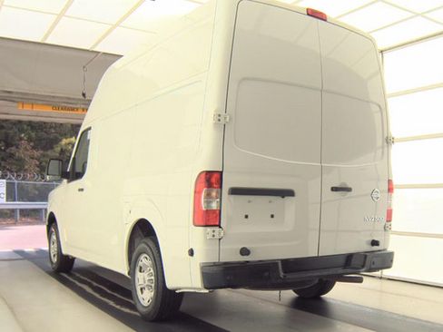 Used 2020 Nissan NV 2500 SV RWD image 4