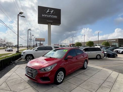 Used 2022 Hyundai Accent SE w/ Cargo Package image 8