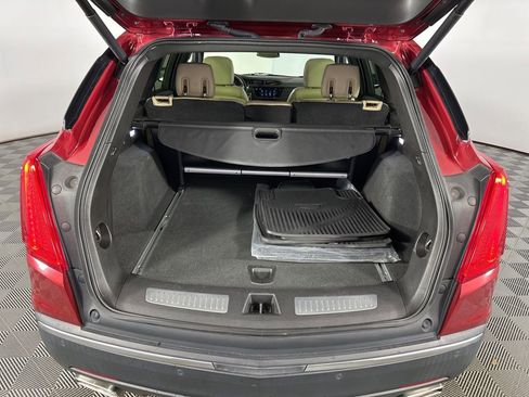 Used 2019 Cadillac XT5 Luxury image 32