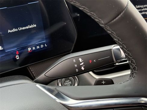 New 2026 Chevrolet Equinox LT w/ Convenience Package II image 17