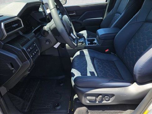 New 2026 Toyota 4Runner 4WD image 4