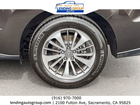 Used 2017 Acura RDX AWD w/ Advance Package image 10