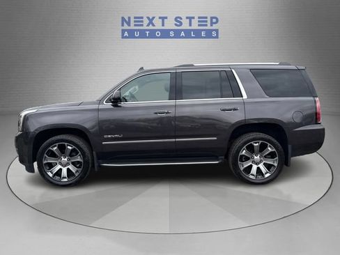 Used 2017 GMC Yukon Denali w/ Open Road Package AWD/4WD image 4