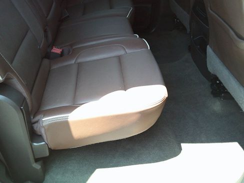 Used 2016 Chevrolet Silverado 2500 High Country w/ High Country Premium Package AWD/4WD image 25
