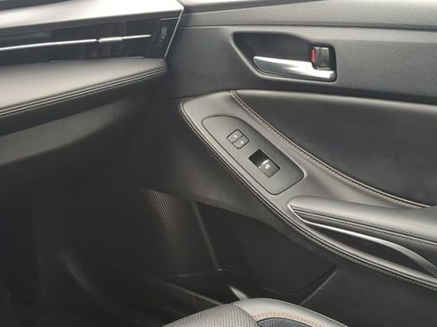 Used 2021 Toyota Avalon XSE image 23