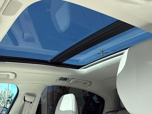 Used 2022 Volvo S60 T8 Inscription w/ Advanced Package image 16