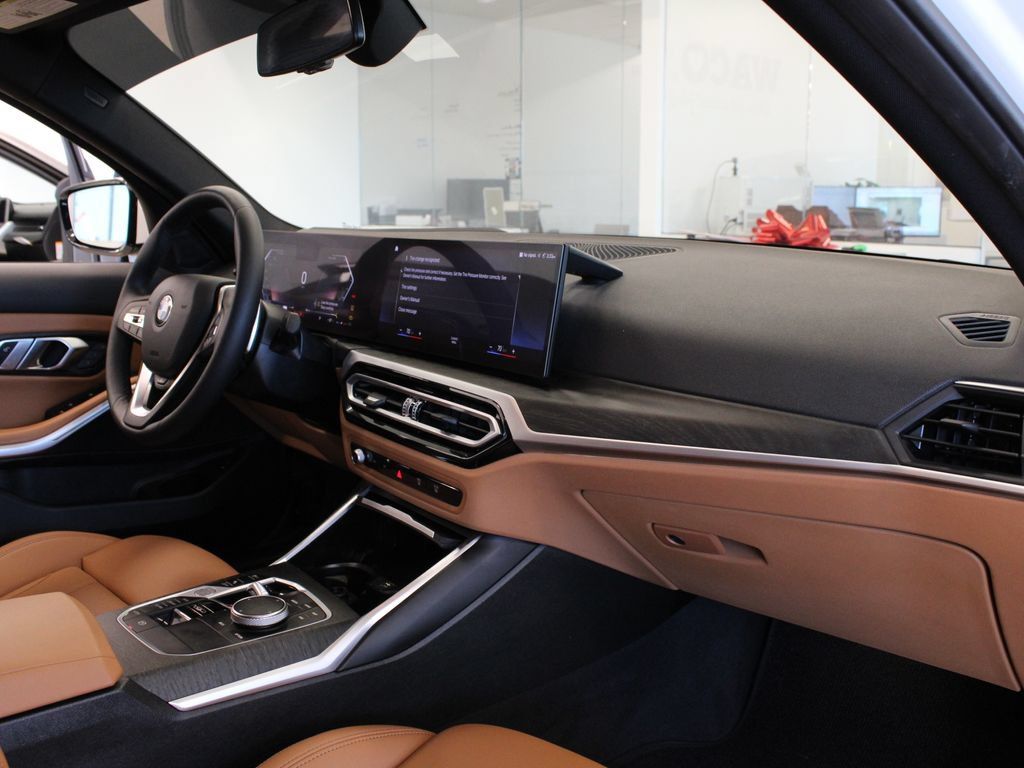 Used 2023 BMW 330i Sedan w/ Premium Package RWD image 18