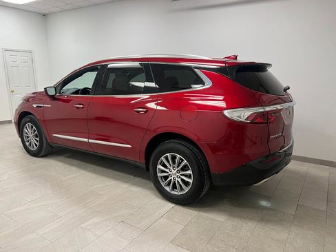Used 2024 Buick Enclave Premium image 14