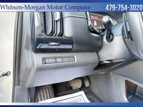 Used 2022 Nissan Pathfinder SV image 14