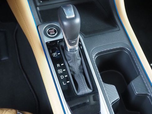 Used 2024 Nissan Sentra SV w/ SV Premium Package image 28