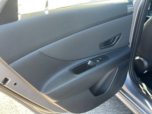 New 2025 Hyundai Elantra Sport image 21