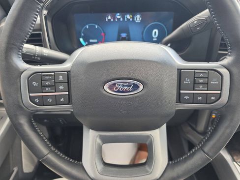 Used 2024 Ford F350 Lariat w/ Lariat Ultimate Package AWD/4WD image 35