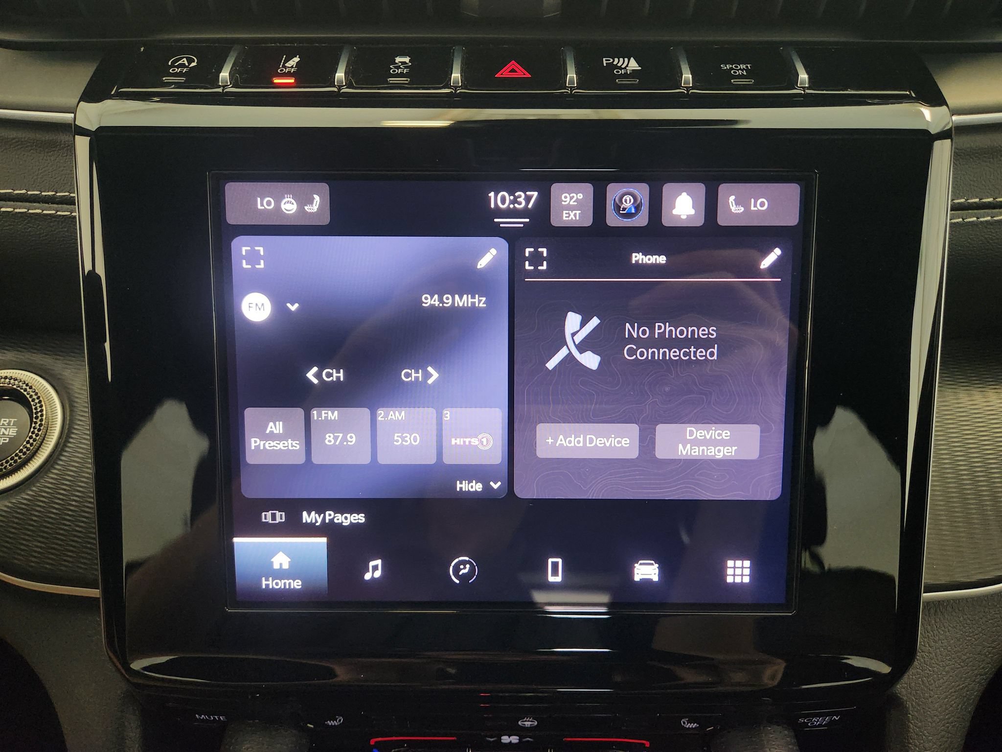 Used 2023 Jeep Grand Cherokee Altitude AWD/4WD image 15