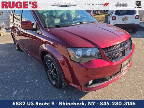 Used 2018 Dodge Grand Caravan SXT w/ Driver Convenience Group image 1