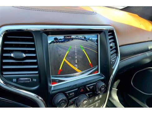 Used 2018 Jeep Grand Cherokee Summit w/ Platinum Series Group AWD/4WD image 23