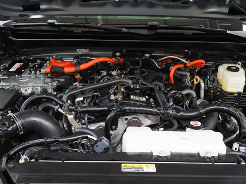 Used 2026 Toyota Tacoma TRD Off-Road AWD/4WD image 32