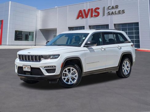 Used 2023 Jeep Grand Cherokee Limited AWD/4WD image 1