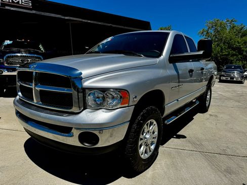 Used 2004 Dodge Ram 2500 Truck SLT w/ Trailer Tow Group AWD/4WD image 2