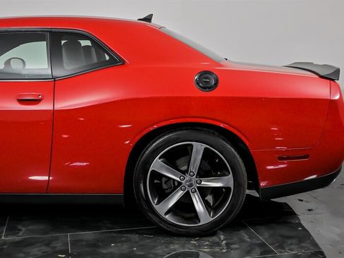 Used 2016 Dodge Challenger R/T Plus RWD image 7