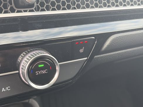 Certified 2025 Honda Civic Sport Touring image 31