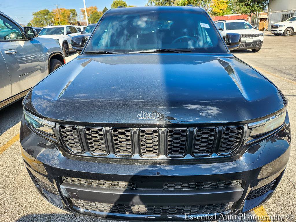 Certified 2025 Jeep Grand Cherokee L Altitude AWD/4WD image 4