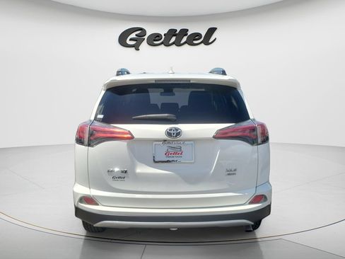 Used 2017 Toyota RAV4 XLE w/ Premium Special Value Package AWD/4WD image 6