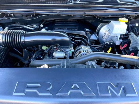Used 2019 RAM 1500 Laramie image 13