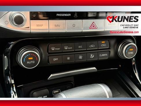 Used 2022 Kia Stinger GT-Line image 28